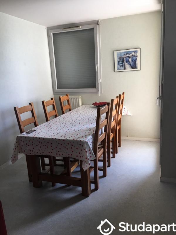 Chambre - 12 m² - 1 pièce