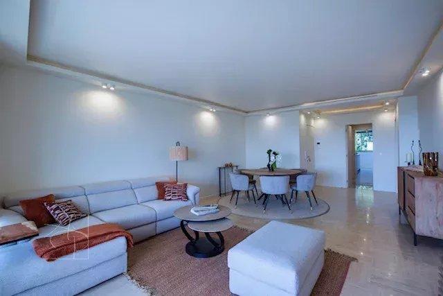 Appartement - 103 m² - 4 pièces