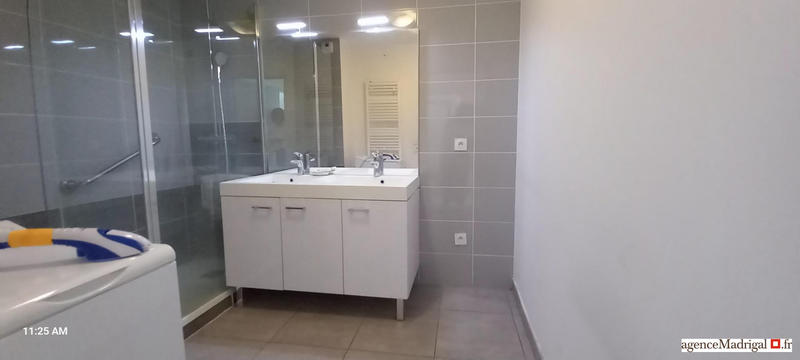 Appartement - 86 m² - 4 pièces