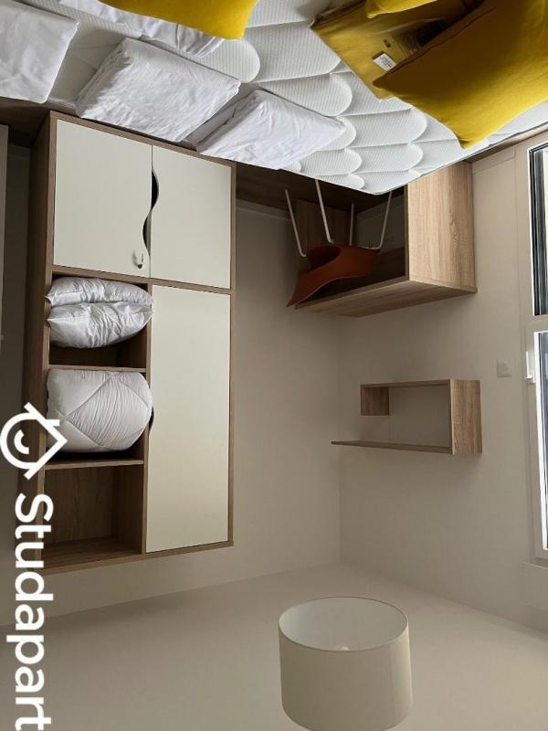 Chambre - 9 m² - 1 pièce