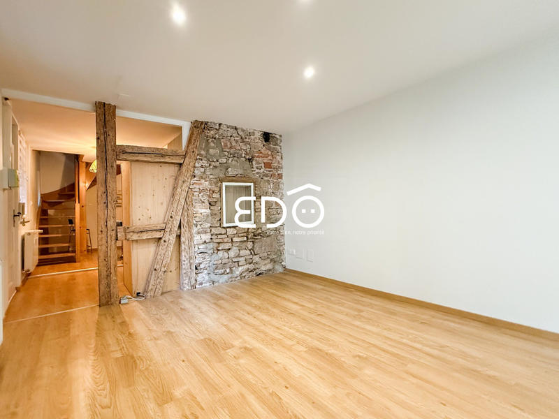 Appartement - 84 m² - 5 pièces