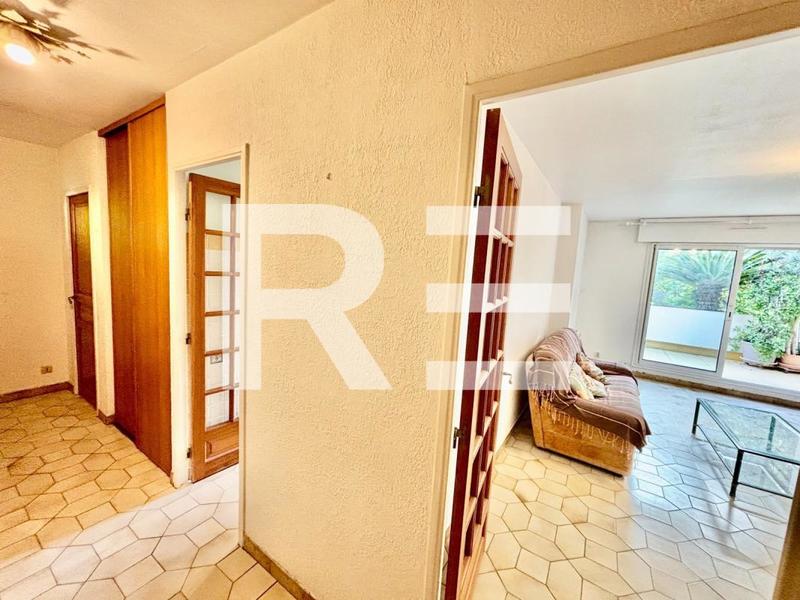 Appartement - 85 m² - 4 pièces