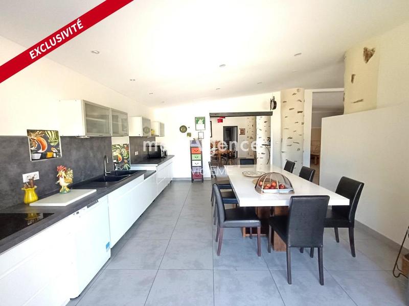 Grange - 360 m² - 10 pièces