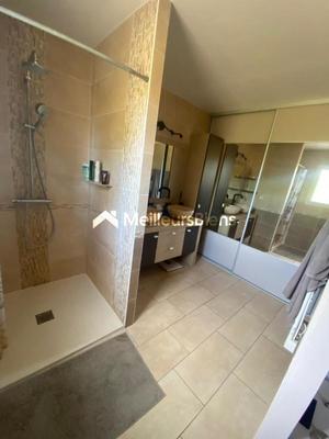 Maison - 178 m² - 7 pièces