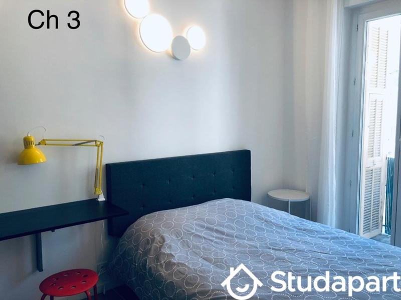 Chambre - 9 m² - 1 pièce