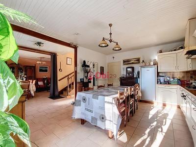 Corps de ferme - 104 m² - 6 pièces