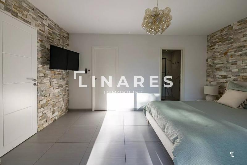 Villa - 226 m² - 5 pièces