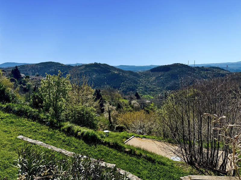 Propriété - 357 m² - 13 pièces