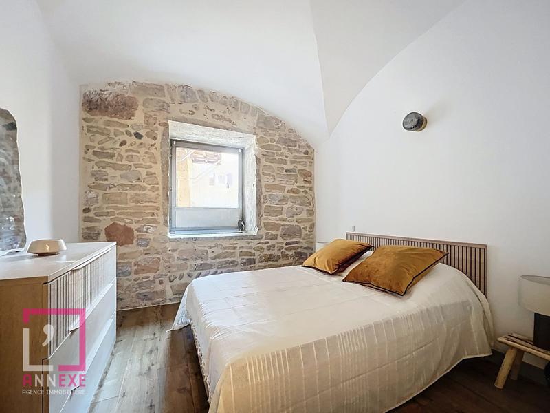 Appartement - 95 m² - 4 pièces