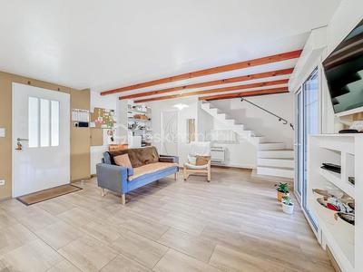 Maison - 123 m² - 4 pièces