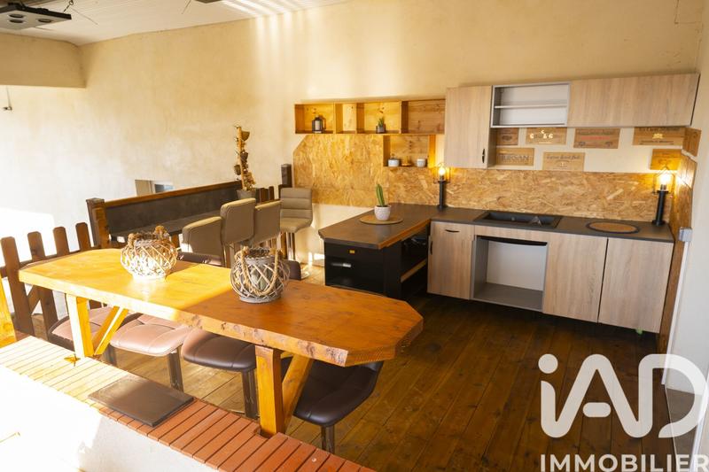 Maison - 275 m² - 5 pièces