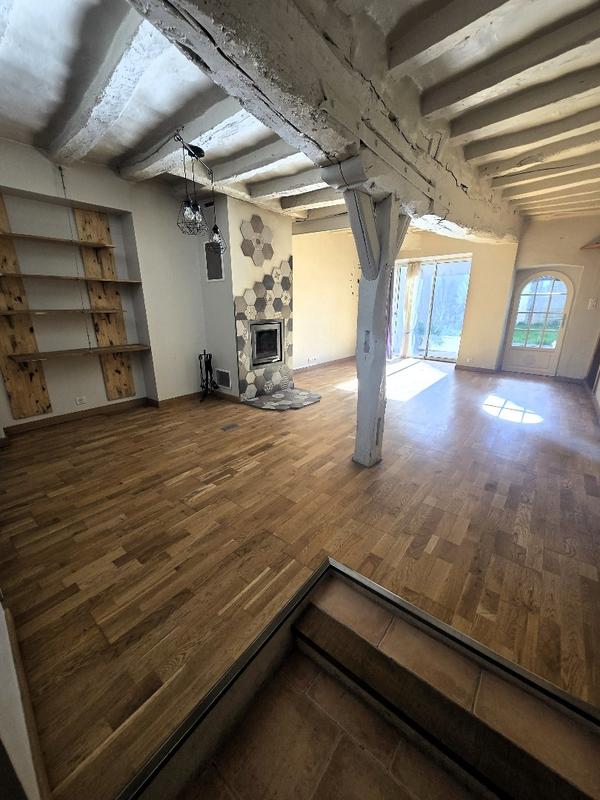 Maison - 102 m² - 4 pièces