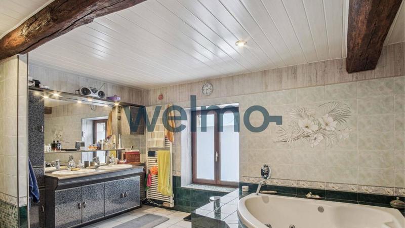 Maison - 390 m² - 7 pièces