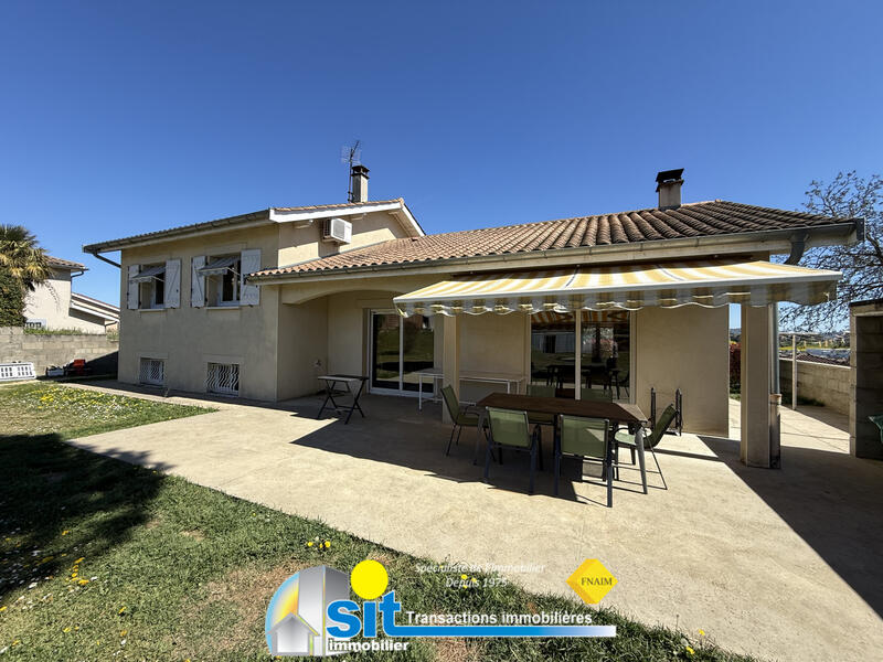 Villa - 97 m² - 6 pièces