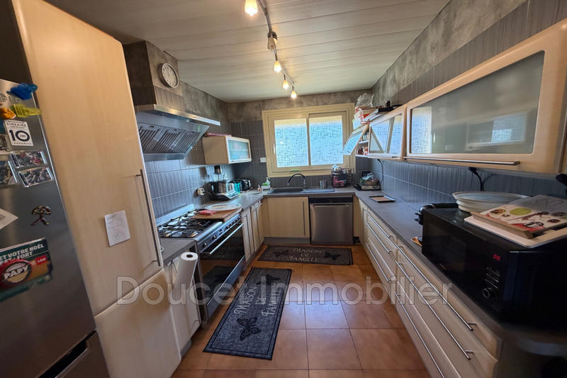 Maison - 254 m² - 5 pièces