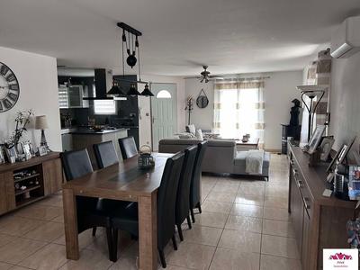 Maison - 89 m² - 3 pièces