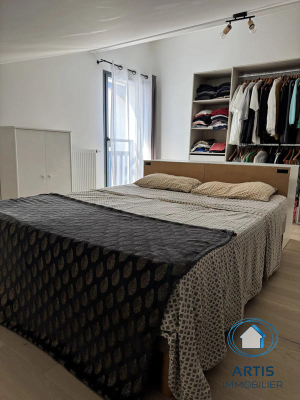 Duplex - 93 m² - 4 pièces