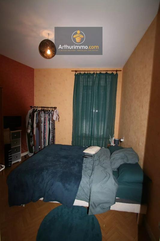 Immeuble - 6 pièces