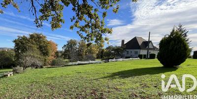 Maison de village - 160 m² - 6 pièces