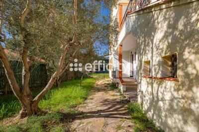 Appartement - 100 m² - 4 pièces