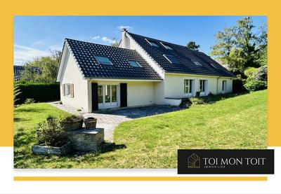 Maison - 250 m² - 8 pièces