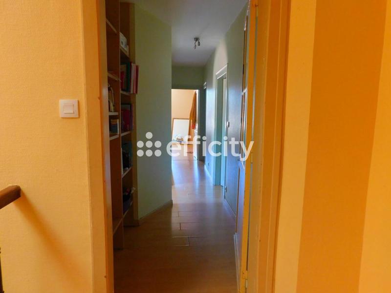 Immeuble - 224 m² - 6 pièces