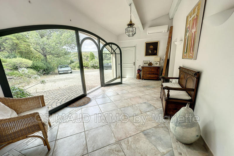 Propriété - 415 m² - 13 pièces