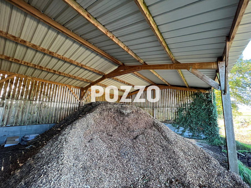 Maison - 202 m² - 6 pièces