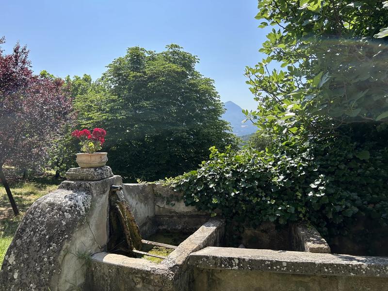 Maison - 335 m² - 13 pièces