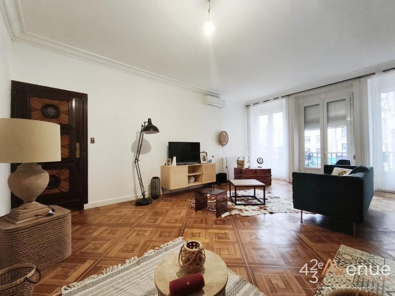 Appartement - 139 m² - 4 pièces