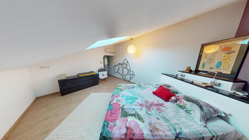 Duplex - 164 m² - 5 pièces