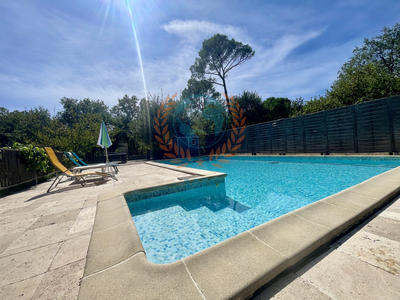 Maison - 140 m² - 4 pièces