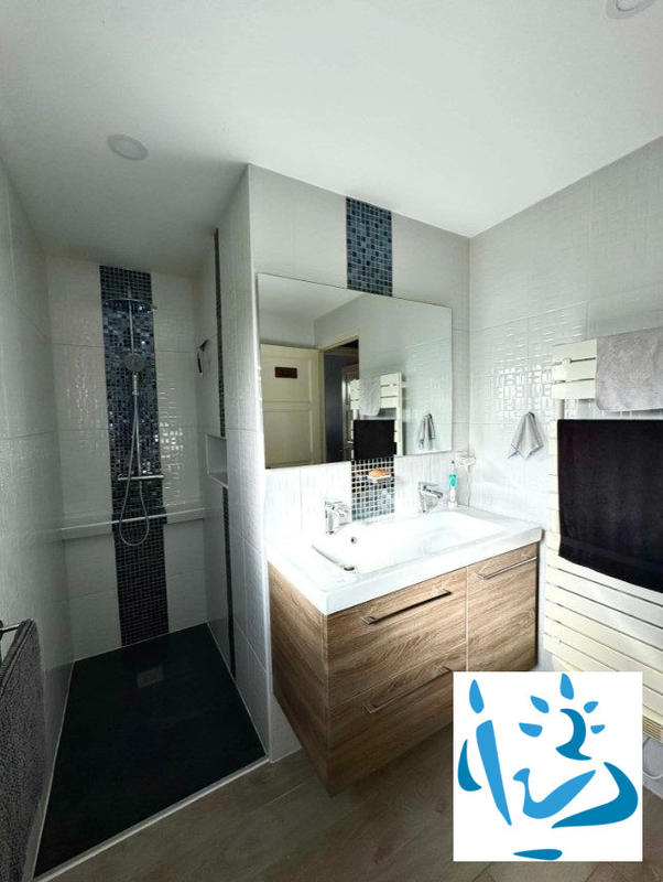 Maison - 77 m² - 5 pièces