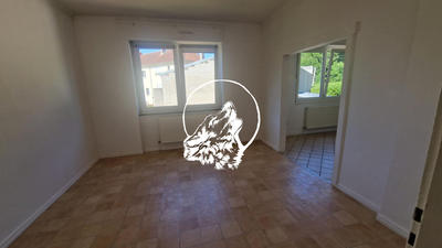 Maison - 215 m² - 10 pièces