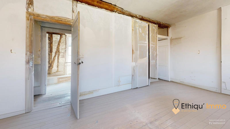 Maison - 450 m² - 12 pièces