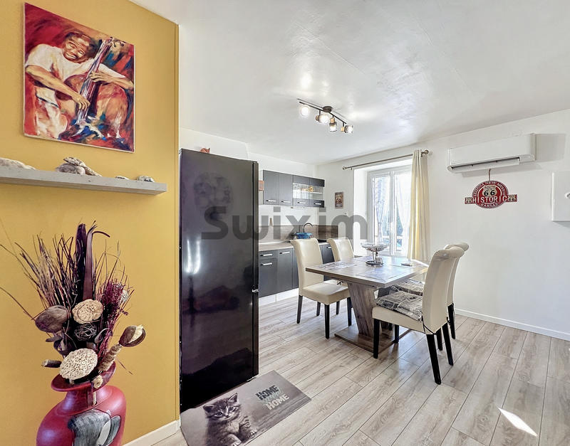 Appartement - 75 m² - 4 pièces