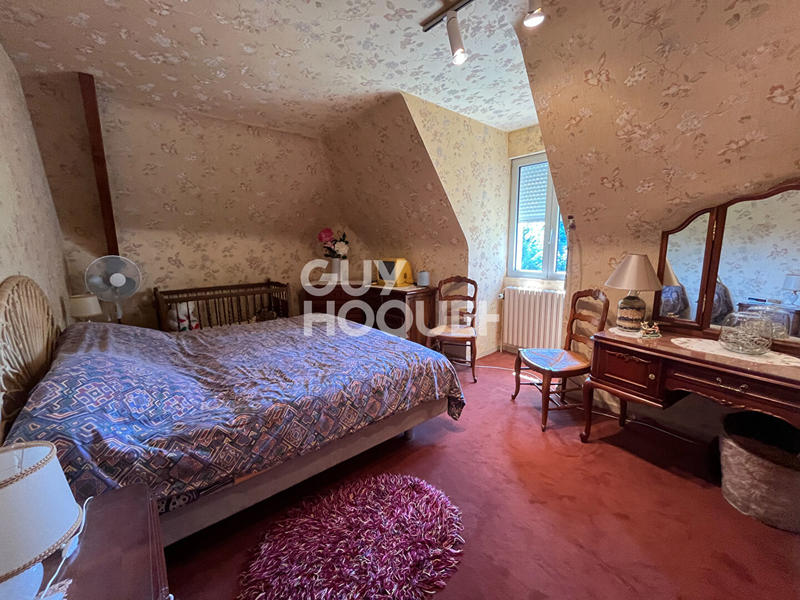 Maison - 268 m² - 10 pièces