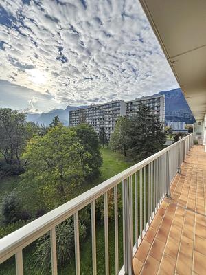 Appartement - 95 m² - 5 pièces