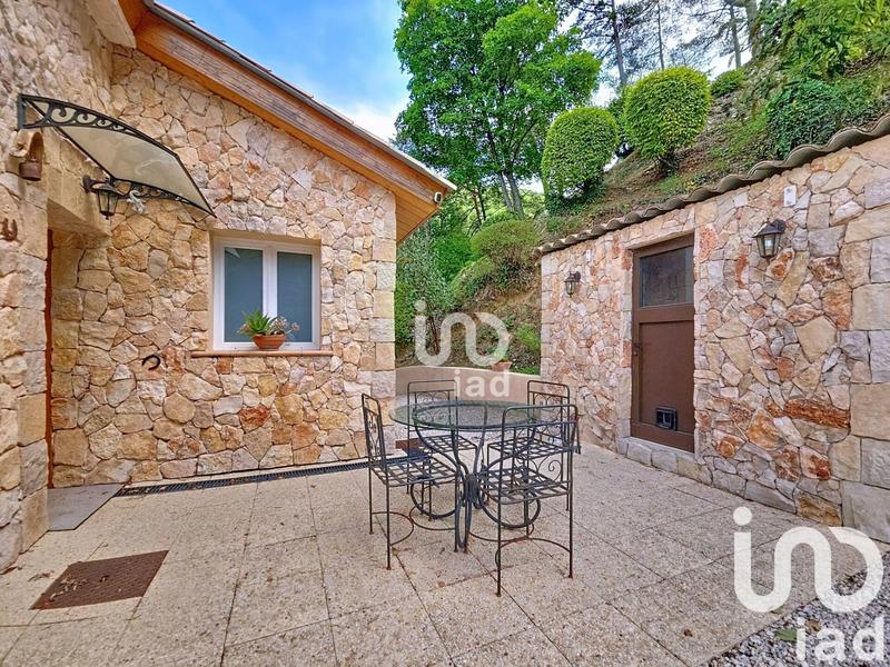 Maison - 93 m² - 3 pièces