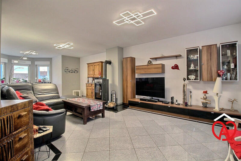 Maison - 216 m² - 7 pièces