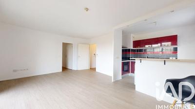 Appartement - 79 m² - 4 pièces