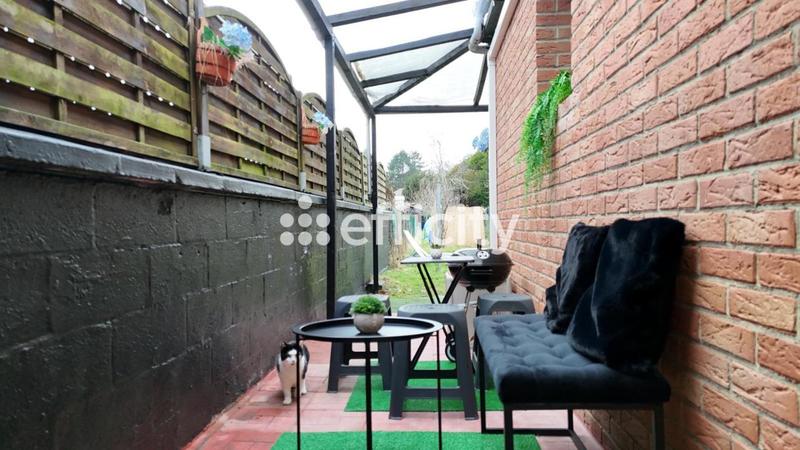 Maison - 94 m² - 5 pièces