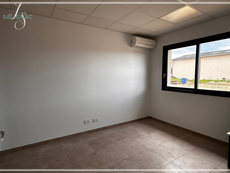 Local commercial - 287 m²