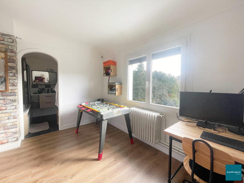 Maison - 142 m² - 7 pièces