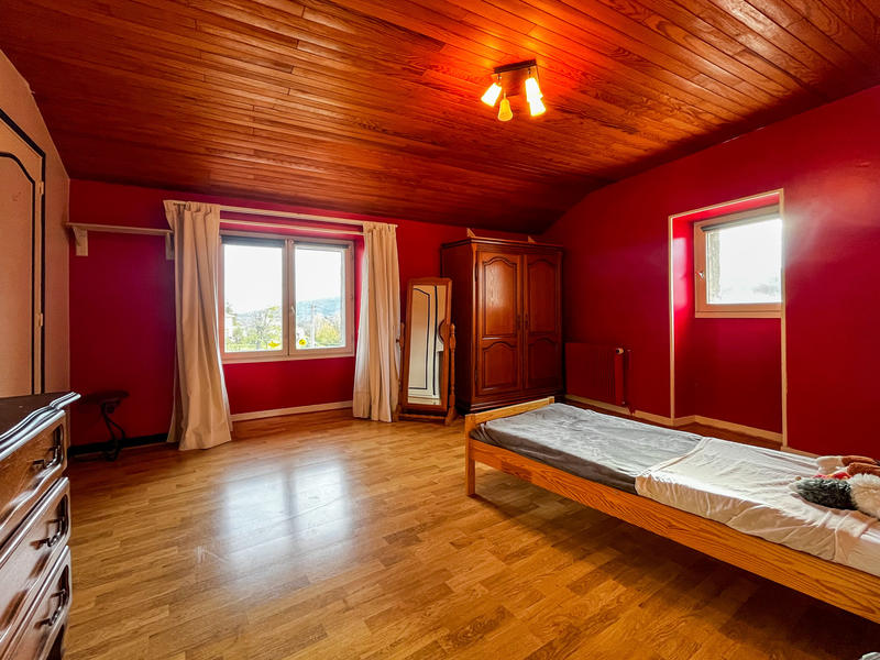 Maison - 125 m² - 5 pièces