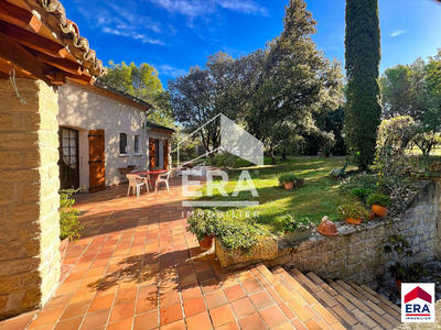 Maison - 222 m² - 6 pièces