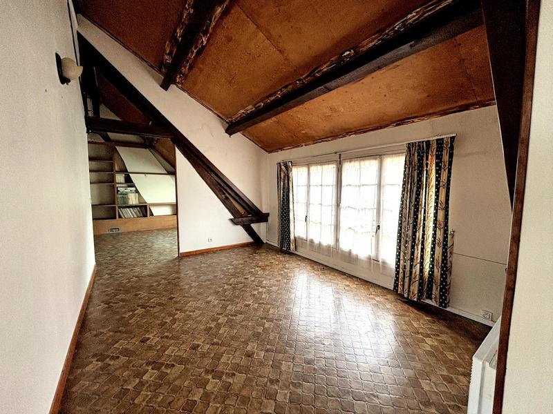 Maison - 172 m² - 7 pièces