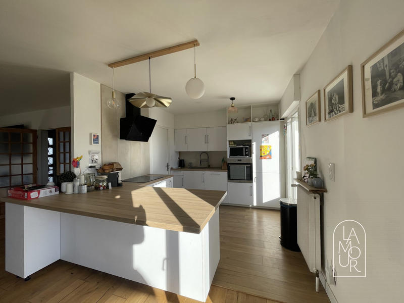 Maison - 157 m² - 7 pièces