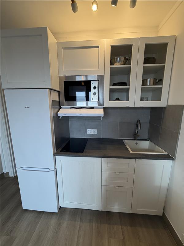 Studio - 14 m² - 1 pièce