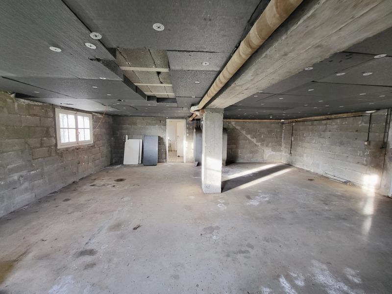 Maison - 138 m² - 9 pièces